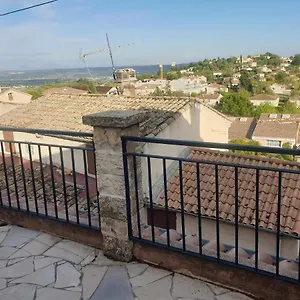 Appartement Maison De Village De 98 M2 Typiquement Provençale, Pierrevert